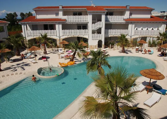 Cala Blu Residence Con Piscina-Centralissimo Lido Di Jesolo